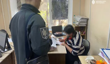 ДБР повідомило про підозру чиновниці податкової, недбалість якої завдала державі збитків на 5,5 млн гривень