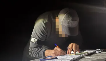 ДБР викрило посадовця ДСНС, який вирішив налагодити «рятувальний бізнес» по переправленню військовозобов’язаних за кордон (3)