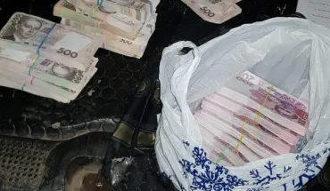 ДБР розслідує вимагання податківцем Тернопільщини 1 мільйона гривень