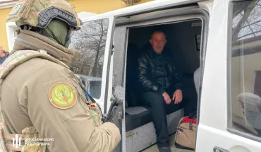 ДБР затримало в Херсоні чергових поплічників окупантів, які добровільно обійняли посади в адміністративних установах агресора (1)