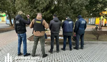 ДБР викрило правоохоронця, який за гроші сприяв контрабанді буршт