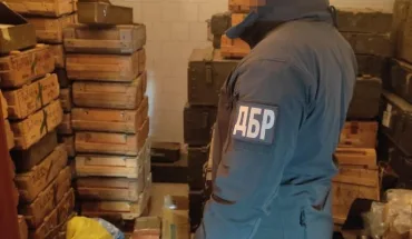 ДБР на Донеччині виявило величезний арсенал зброї (ВІДЕО)