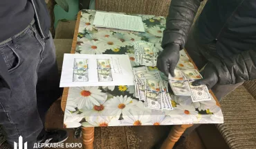 ДБР повідомило про підозру прикордонниці, яка за 9 тис.доларів США обіцяла переправити військовозобов’язаного за кордон (6)
