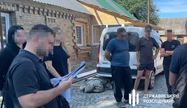 ДБР затримало командира військової частини з Житомирщини, який змушував підлеглих робити ремонт у своєму будинку (4)