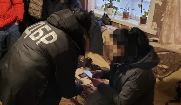 ДБР повідомило про підозру організатору масштабного наркотрафіку до Київського СІЗО (2)