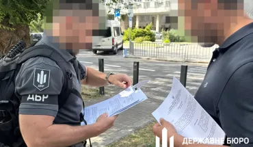 ДБР викрило на Дніпропетровщині депутатку облради, яка заради іміджу почала фіктивно служити в ЗСУ (3)