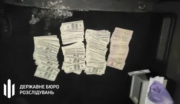 У Києві ДБР викрило масштабну оборудку з викрадання військового одягу з частини та продажу його за демпінговими цінами (2)