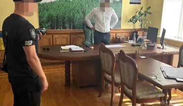 На Черкащині ДБР викрило начальника одного із надлісництв  (2)