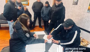 na-cherkashhini-dbr-povidomila-pro-pidozru-kolishnomu-nachalniku-kolonii-yakij-dopomig-kriminalnim-avtoritetam-provesti-shodku-1