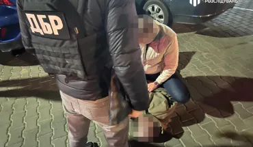 На Одещині ДБР затримало правоохоронця, який за гроші «допомагав» зі списанням з військового обліку (1)