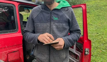 ДБР викрило начальника військової частини на Буковині, який відправив підлеглих ремонтувати власний будинок й нараховував їм бойові (2)