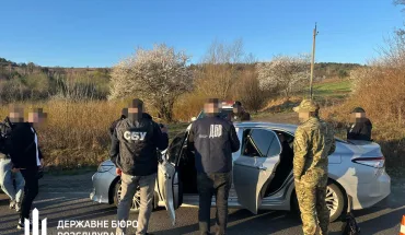 ДБР повідомило про підозру львівському митнику (1)