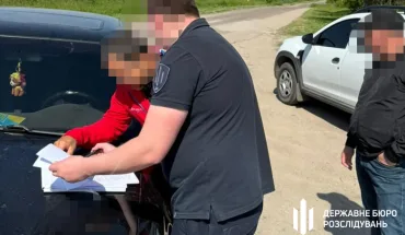На Кіровоградщині ДБР викрило організовану групу, яка заробляла на незаконній вирубці лісу (4)