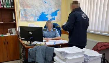Перед судом постануть інспектори Черкаської митниці, які допустили збитки на 20 млн гривень під 