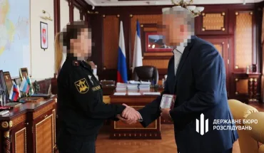 ДБР викрило ексвійськову з АР Крим, яка нині воює на боці рф проти України. Також цього тижня до суду скеровано справи щодо 11 зрадників