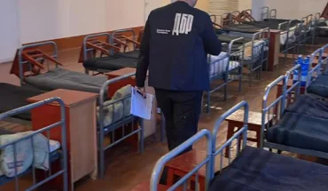 ДБР повідомило про підозру двом військовим, які катували чоловіків у тернопільському військкоматі (3)