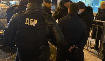 «Співпраця» на 4 млн грн під час одержання «відкату» ДБР затримало керівника одного із КП Києва (1)