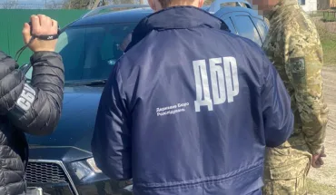 47 600 грн хабаря на власну банківську карту — ДБР викрило луцького прикордонника