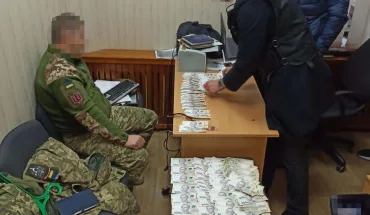 Полковника Міноборони судитимуть за отримання 100 тис. грн під час державної закупівлі (ВІДЕО)