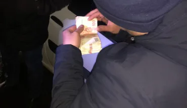 ДБР затримало в Маріуполі трьох поліцейський, які за гроші «позбавляли» кримінальної відповідальності