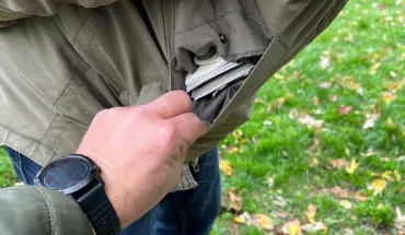 ДБР повідомило про підозру правоохоронцю, який хотів видурити 4 тисячі доларів з підозрюваного