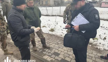 ДБР викрило на Волині правоохоронця, який організував незаконну вирубку лісу в прикордонній зоні (1)