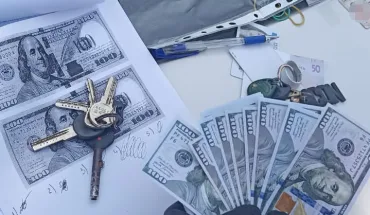 На Львівщині ДБР викрило інспектора митниці, який організував бізнес на «білих квитках» (3)