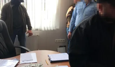 Два керівники Одеської митниці постануть перед судом за одержання 2 200 доларів США неправомірної вигоди