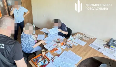 ДБР повідомило про підозру двом посадовицям міграційної служби на Одещині за виправдовування збройної агресії рф (4)