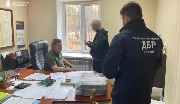 Головного лісничого Вищедубечанського лісгоспу судитимуть за вимагання 40 тис. доларів США хабаря