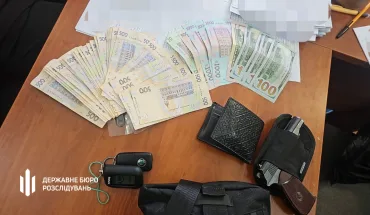На Одещині ДБР викрило правоохоронців, які вимагали гроші з підприємців, погрожуючи мобілізацією їхніх працівників (5)