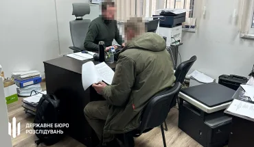 ДБР повідомило про підозру посадовцям Карпатського нацпарку за організацію незаконної рубки дерев