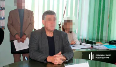 ДБР провело обшуки у зрадника із команди Сальдо, який втікаючи забув «подарунок» від путіна (2)