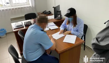 ДБР повідомило про підозру інспекторам Київської митниці, причетним до незаконної схеми імпорту вантажівок на 4,4 млн гривень (ВІДЕО)