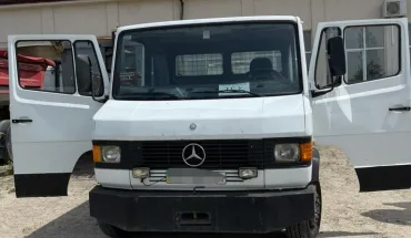 ДБР передало ЗСУ арештовані авто родичів Медведчука та Козака вартістю понад 1 млн доларів США (6)