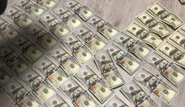 5 000 доларів США за повернення автомобіля та надання інформації щодо викрадачів – ДБР затримало «на гарячому» працівника СБУ