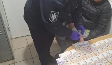 ДБР викрило посадовця департаменту Укртрансбезпеки, який систематично вимагав кошти від підприємців Вінниччини (3)