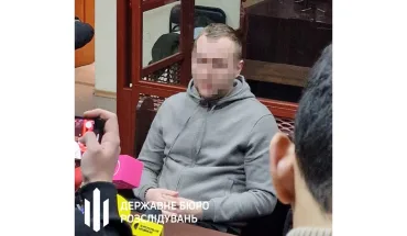Суд обрав арешт з можливістю внесення застави затриманому в Одесі сину підприємця, який підозрюється у справі закупівель неякісного одягу для ЗСУ