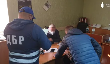 Двох поліцейських з Кривого Рогу судитимуть за привласнення коштовностей на понад 130 000 гривень