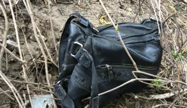 Поліцейський викрав у перехожого майже 240 тис. грн та золото – ДБР повідомило йому про підозру