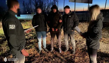 На Луганщині ДБР затримало поліцейського, який застрелив колегу та намагався втекти до РФ (ВІДЕО)
