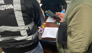 На Запоріжжі поліцейський продавав великі партії наркотиків, що були речовими доказами у справах