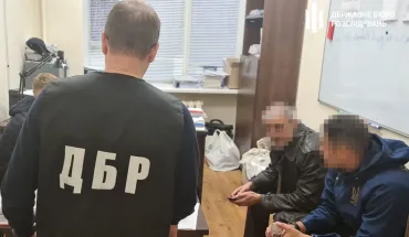 слідчі Теруправління ДБР Полтави завершили розслідування стосовно двох патрульних поліцейськи