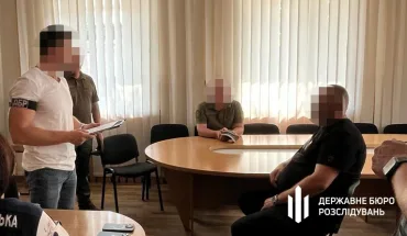ДБР затримало на Дніпропетровщині керівника колонії, який за гроші пообіцяв в’язню випустити його раніше на свободу