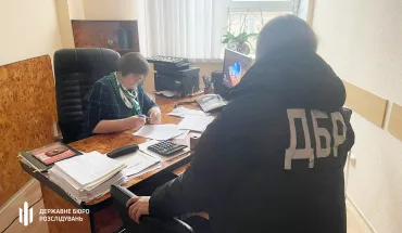 ДБР викрило високопосадовців Укрпатенту на заволодінні 250 млн грн під виглядом закупівлі бронежилетів для військових (1)