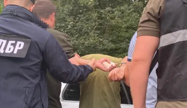 ДБР затримало прикордонника, причетного до незаконного транспортування хімічних препаратів до Молдови