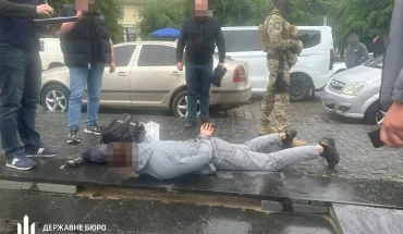 ДБР викрило правоохоронця, який намагався налагодити схему незаконного перетину кордону через пункт пропуску «Ягодин» (1)