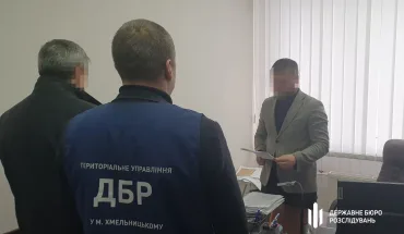 ДБР повідомило про підозру посадовцям лісової галузі, які дозволили незаконні рубки на Житомирщині на 2 млн грн