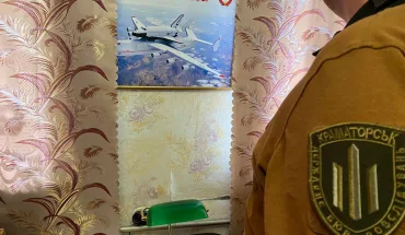За поданням ДБР суд арештував літак, який власник-колаборант планував передати агресору після захоплення південних областей (1)
