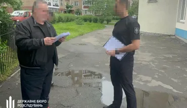 dbr-pidozryue-ekskerivnika-migracijnoi-sluzhbi-z-luganshhini-u-bezpidstavnomu-narahovani-sobi-premij-za-intensivnist
